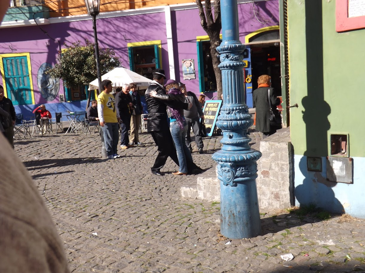 foto di danzatori di Tango, a Buenos Aires, in Argentina